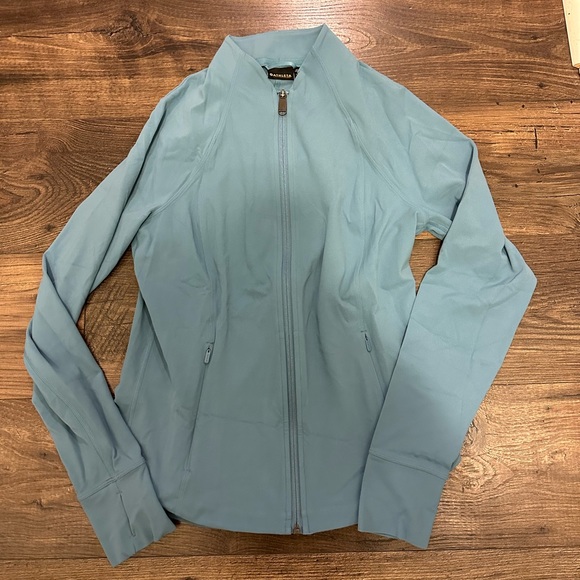 Salutation Jacket - Picture 3 of 6